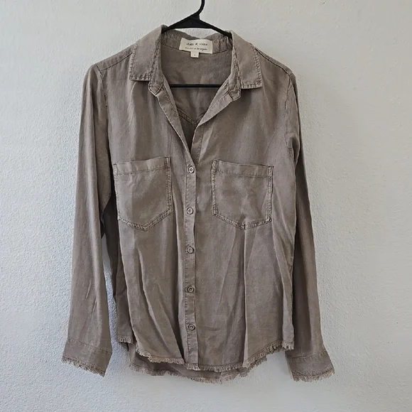 cloth & stone | Tops | Cloth And Stone Taupe Buttonup Shirt Sz S